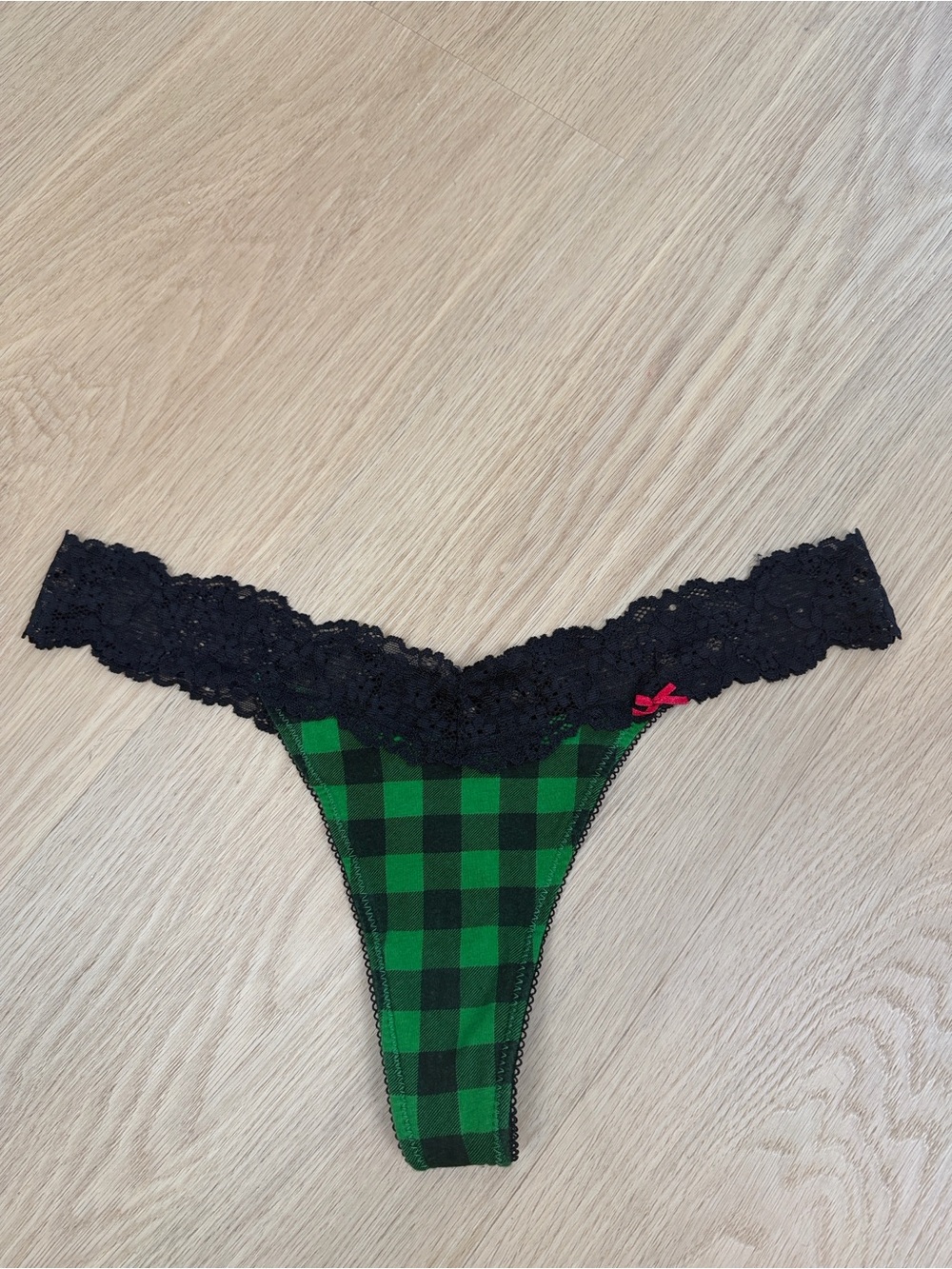 Flirtitude Thong Panty M